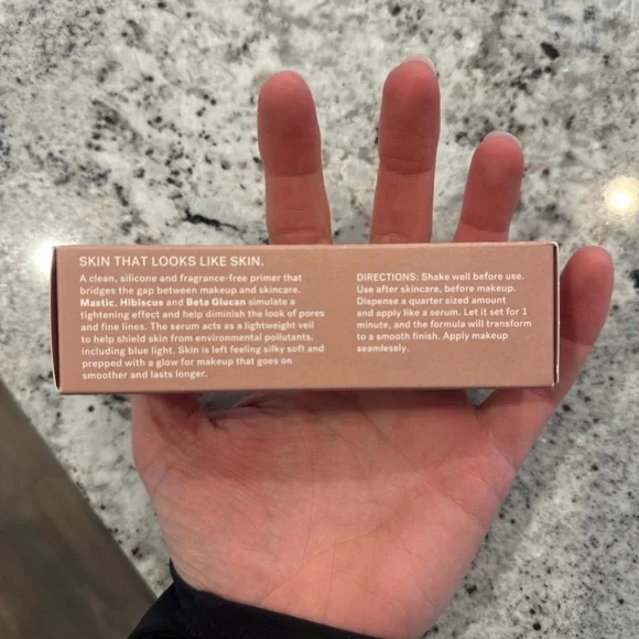 ILIA True Skin Radiant Priming Serum - Picture 2 of 3